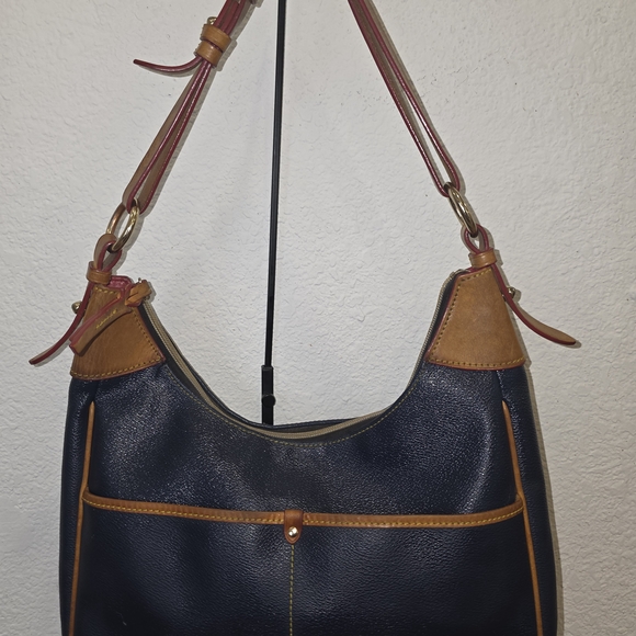 The Dooney & Bourke Pebble Grain Rebecca Hobo - Picture 3 of 12
